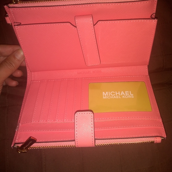 SOLD! NWT Michael Kors double zippered wallet/wristlet - Picture 6 of 9